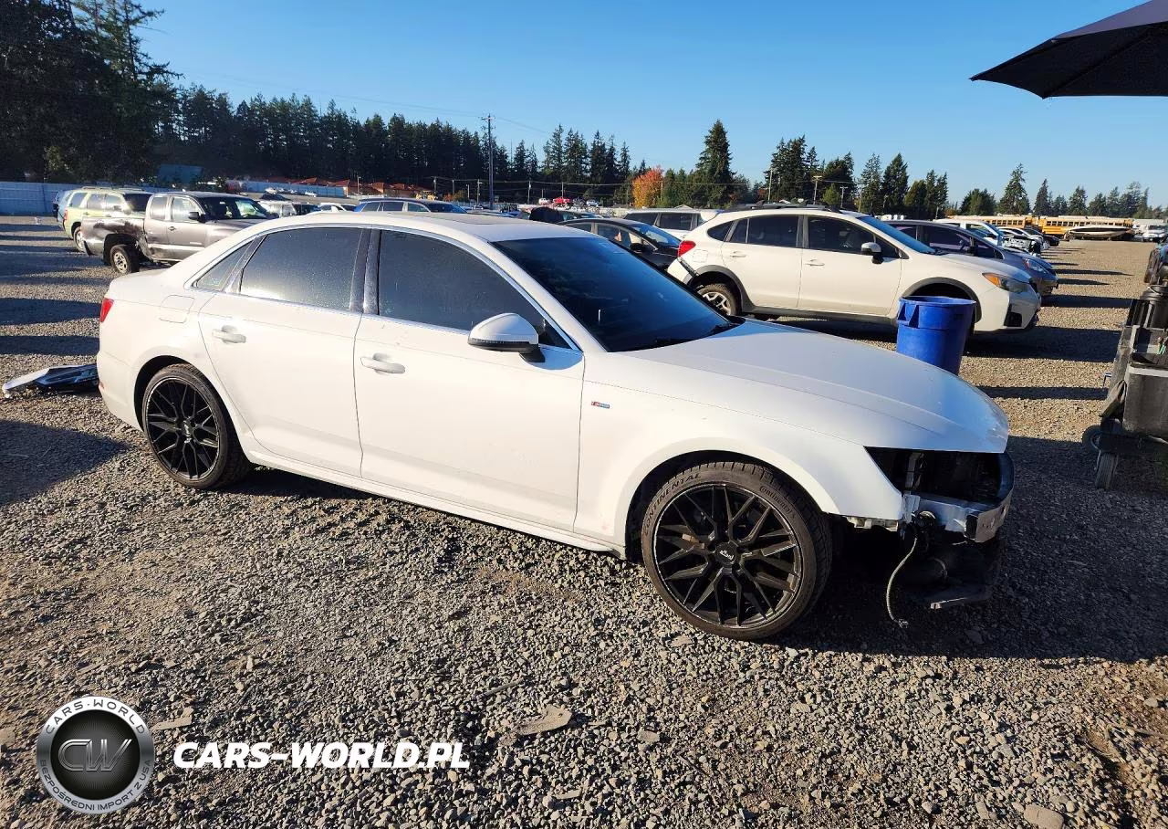 2017 Audi A4 Prestige VIN:WAUFNAF42HN070414 - 4