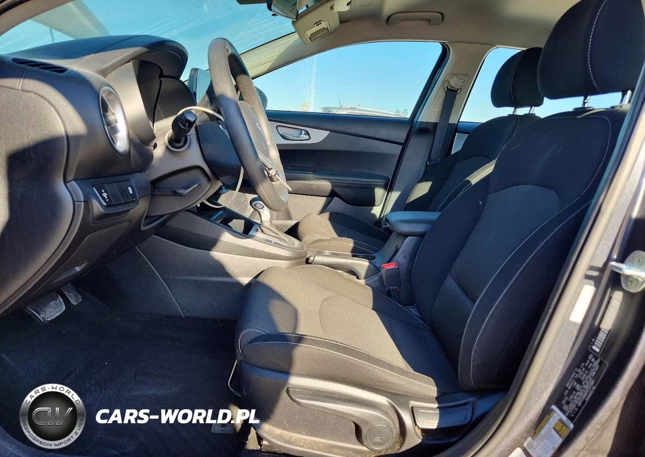 2023 Kia Forte Lxs VIN:3KPF24AD6PE527846 - 7