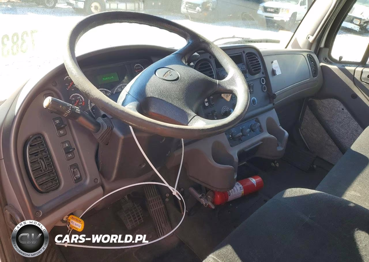 2017 Freightliner Business Class M2 Box Truck VIN:1FVACWDT4HHJF4940 - 8
