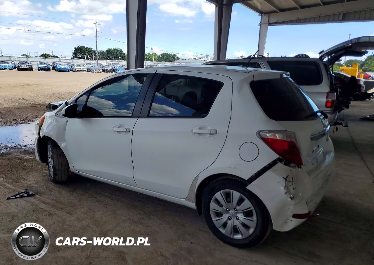 2014 Toyota Yaris 5-Door Le VIN:JTDKTUD37ED590404 - 2