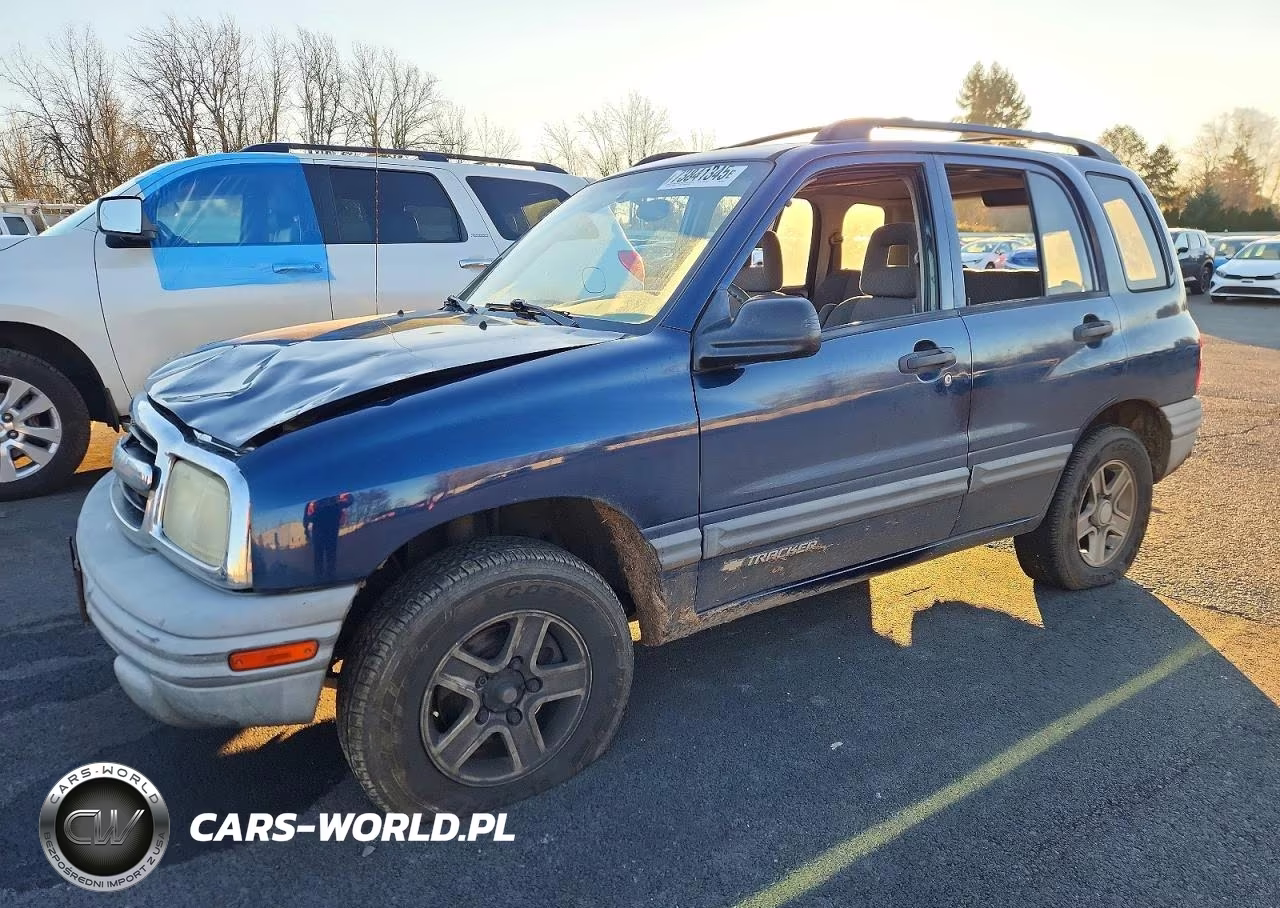 2004 Chev Tracker