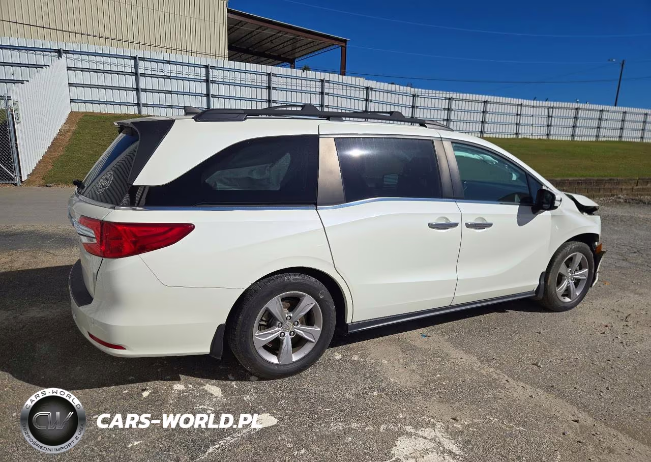 2018 Honda Odyssey Exl VIN:5FNRL6H73JB102317 - 3