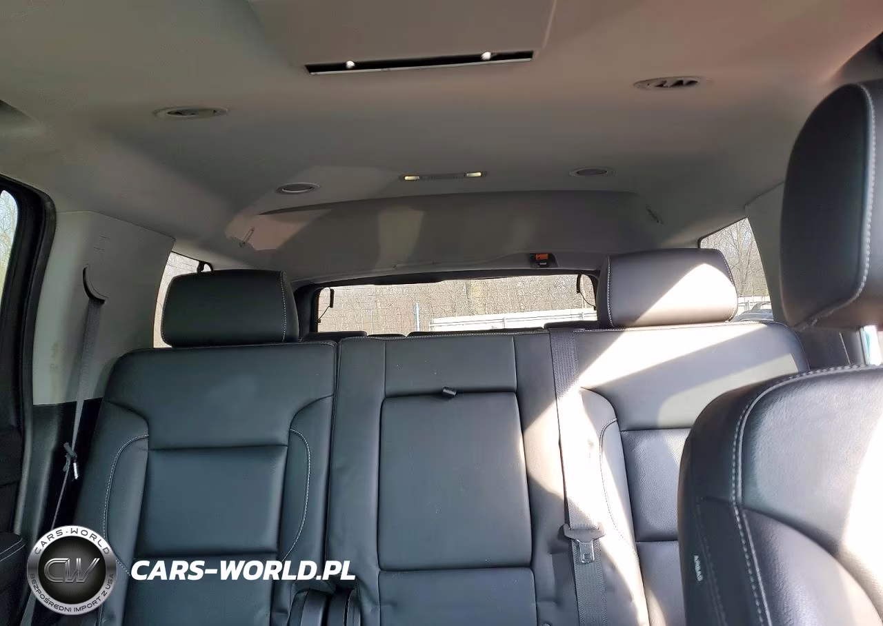 2018 Chevrolet Tahoe K1500 Lt VIN:1GNSKBKC7JR324329 - 10
