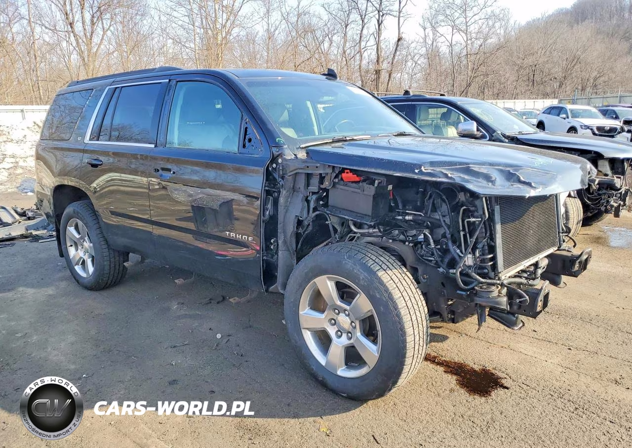 2018 Chevrolet Tahoe K1500 Lt VIN:1GNSKBKC7JR324329 - 4