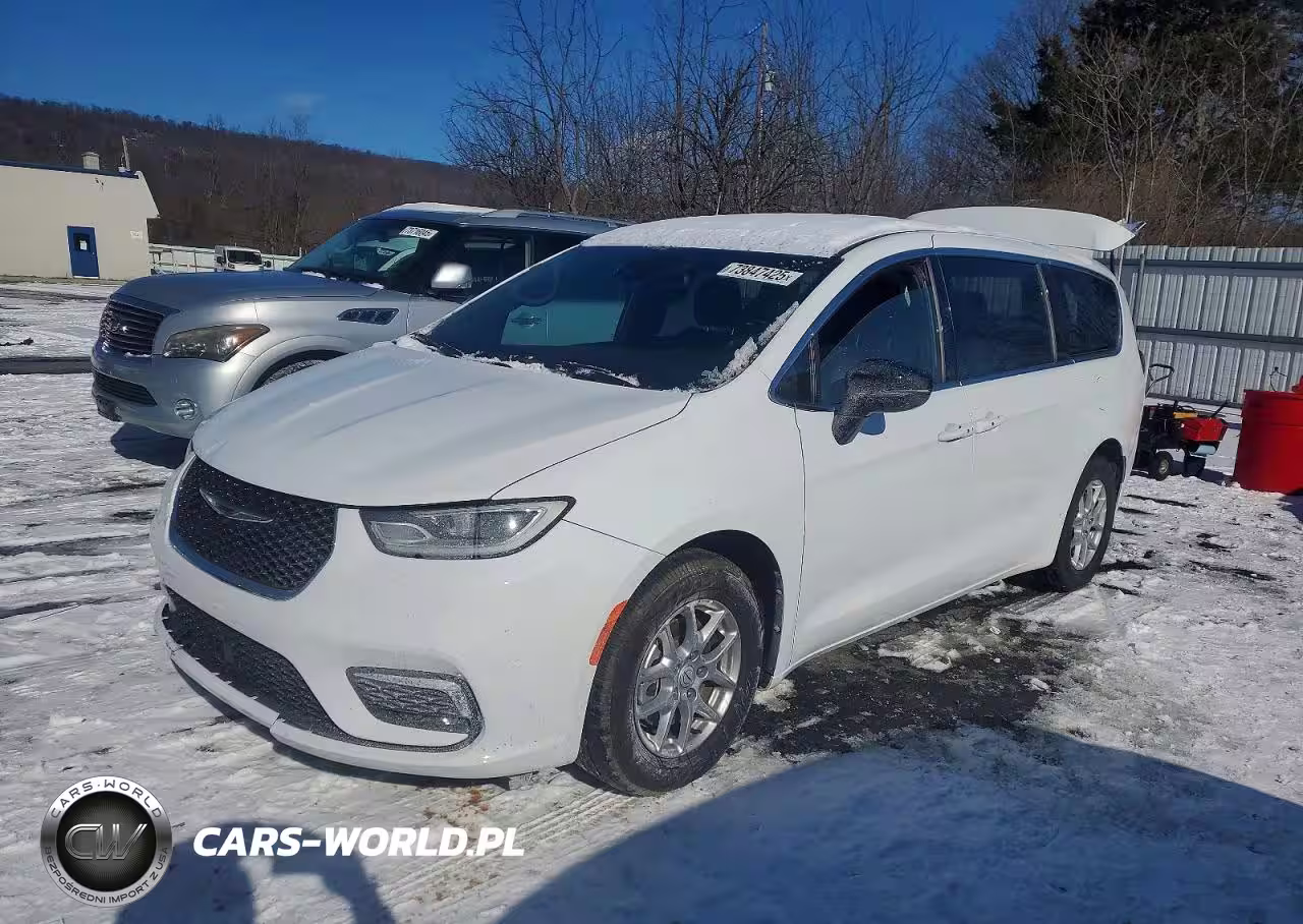 2026 Chrysler Pacifica Select