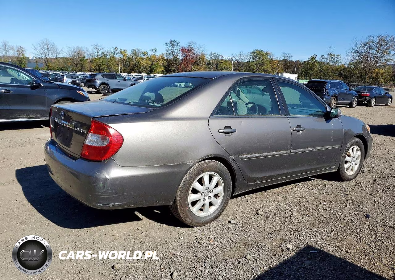 2004 Toyota Camry VIN:4T1BE30K74U799797 - 3