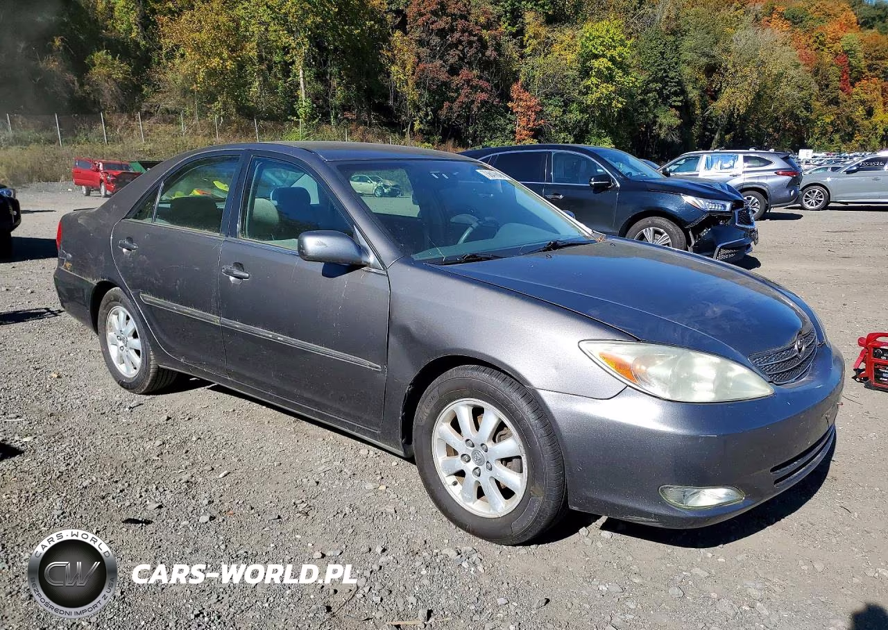 2004 Toyota Camry VIN:4T1BE30K74U799797 - 4