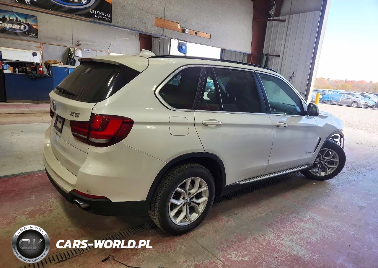 2015 BMW X5 xDrive35I VIN:5UXKR0C53F0K55240 - 3