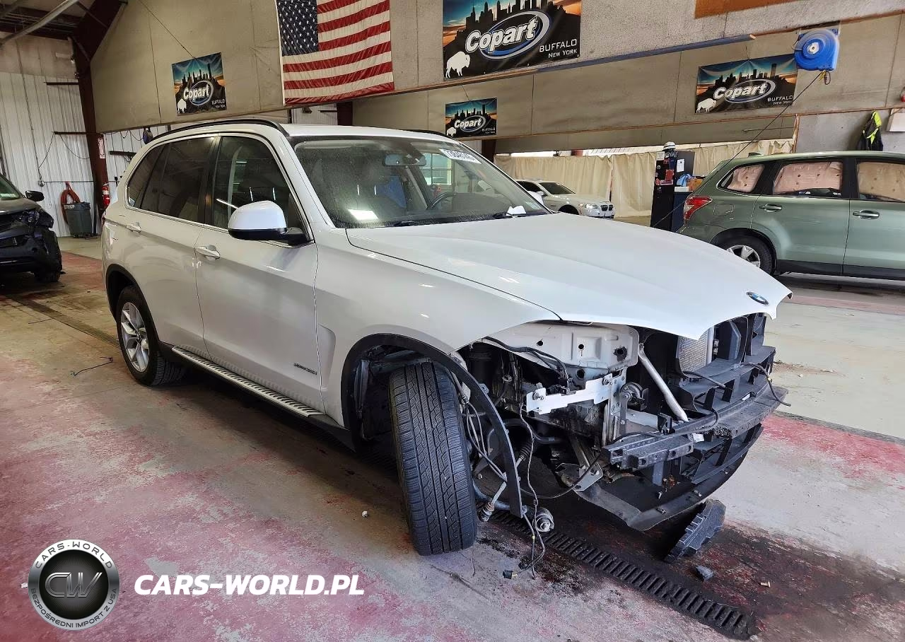 2015 BMW X5 xDrive35I VIN:5UXKR0C53F0K55240 - 4