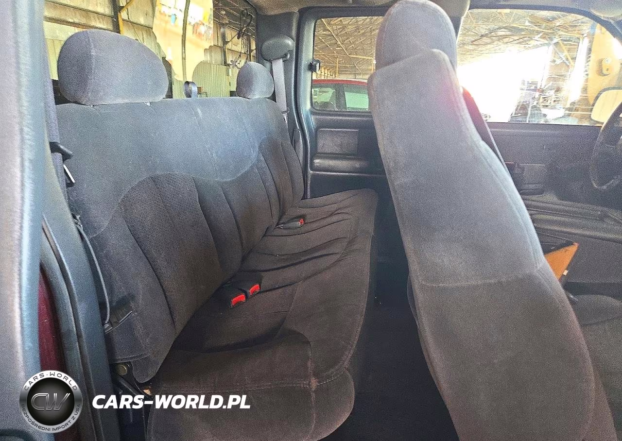 2002 Chevrolet Silverado K1500 VIN:1GCEK19T22E288693 - 10