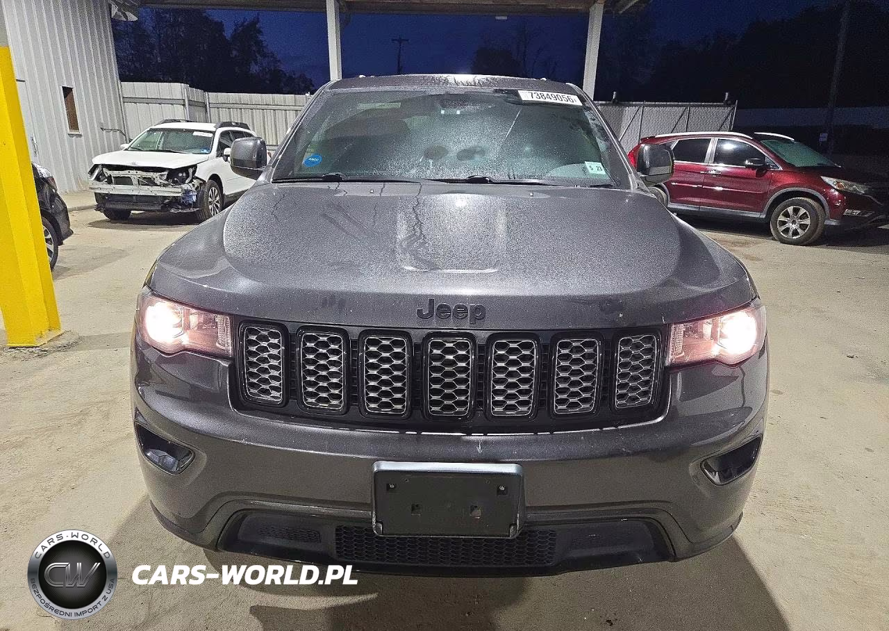 2018 Jeep Grand Cherokee Laredo VIN:1C4RJFAG1JC387340 - 5