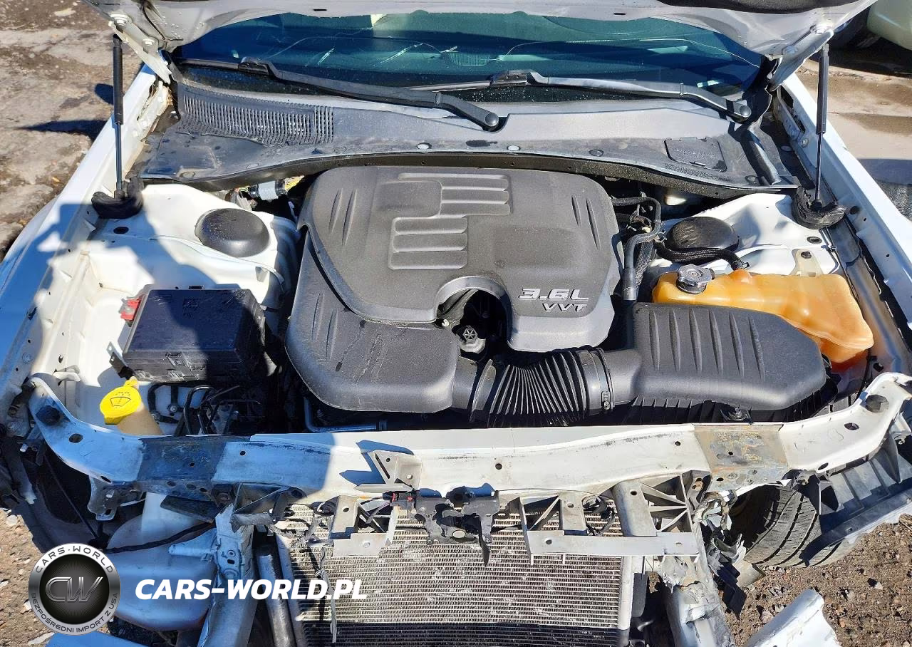 2014 Chrysler 300 S VIN:2C3CCAGG4EH298038 - 11