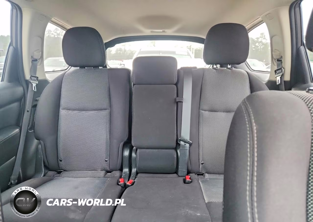2019 Nissan Pathfinder S VIN:5N1DR2MN2KC631063 - 10