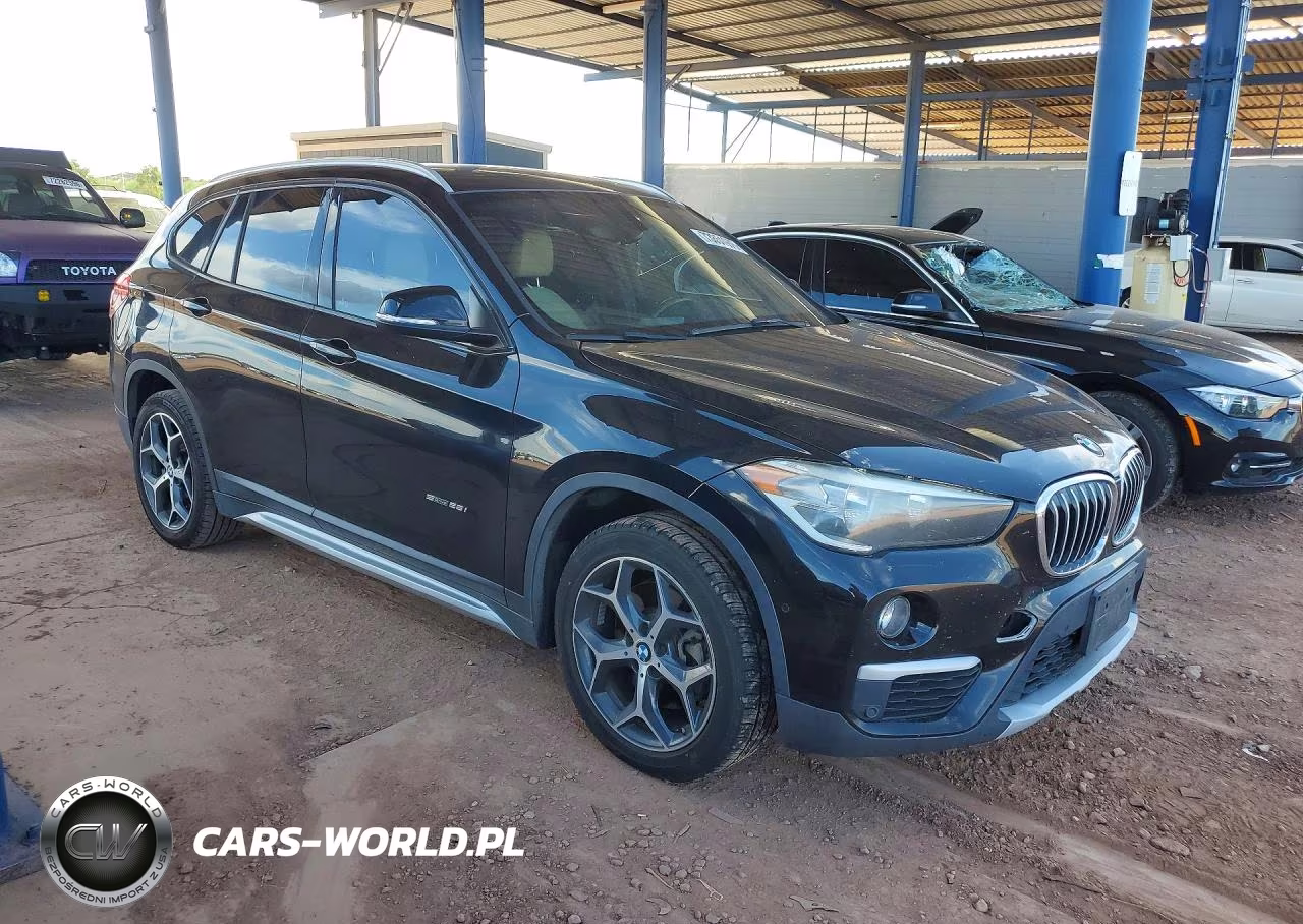2018 BMW X1 Sdrive28I VIN:WBXHU7C34J5H39842 - 4