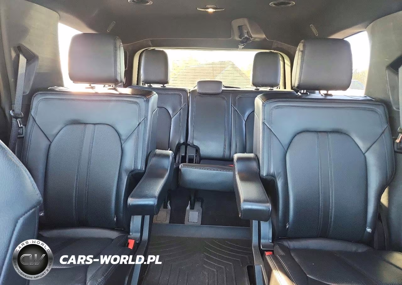 2018 Ford Expedition Limited VIN:1FMJU2AT6JEA25076 - 10