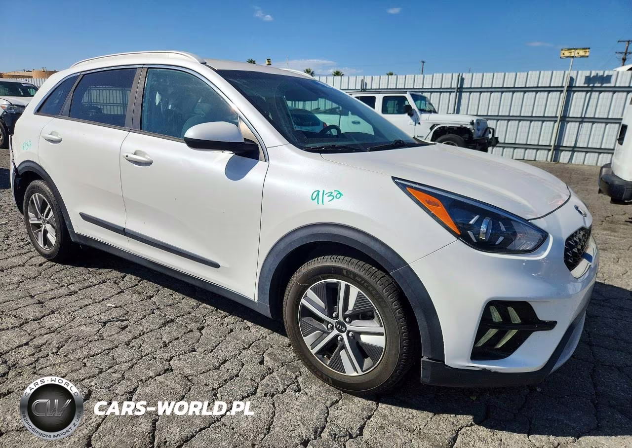 2020 Kia Niro Lxs VIN:KNDCB3LC9L5439798 - 4
