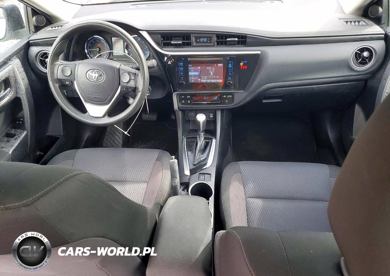 2018 Toyota Corolla Le VIN:2T1BURHE1JC092969 - 8