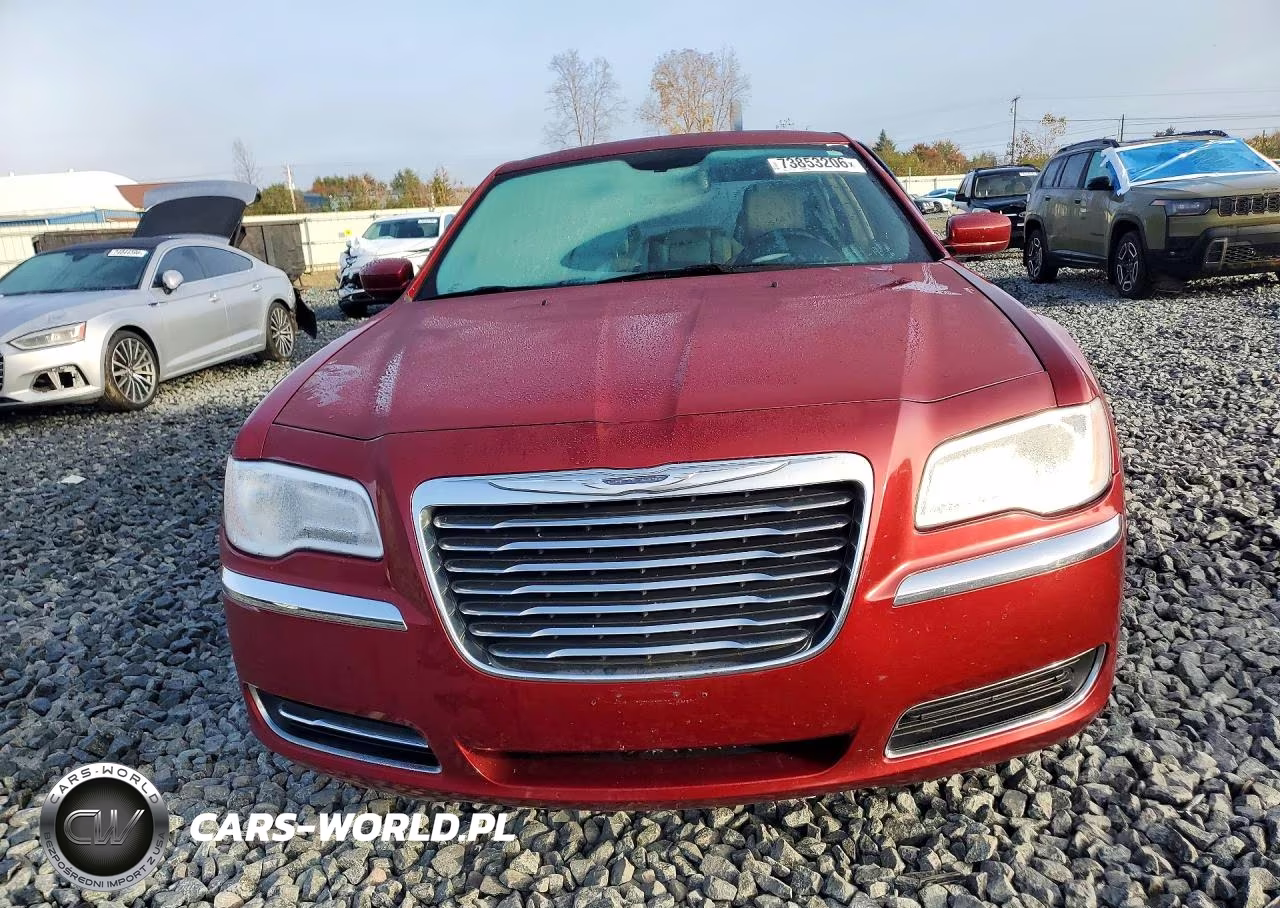 2014 Chrysler 300 VIN:2C3CCAAG5EH156967 - 5