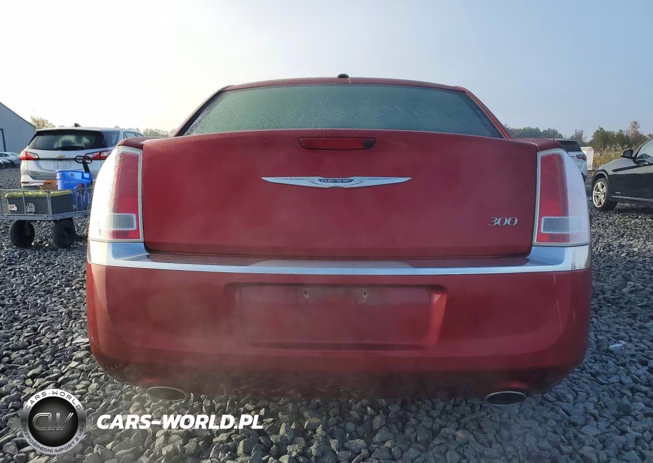 2014 Chrysler 300 VIN:2C3CCAAG5EH156967 - 6