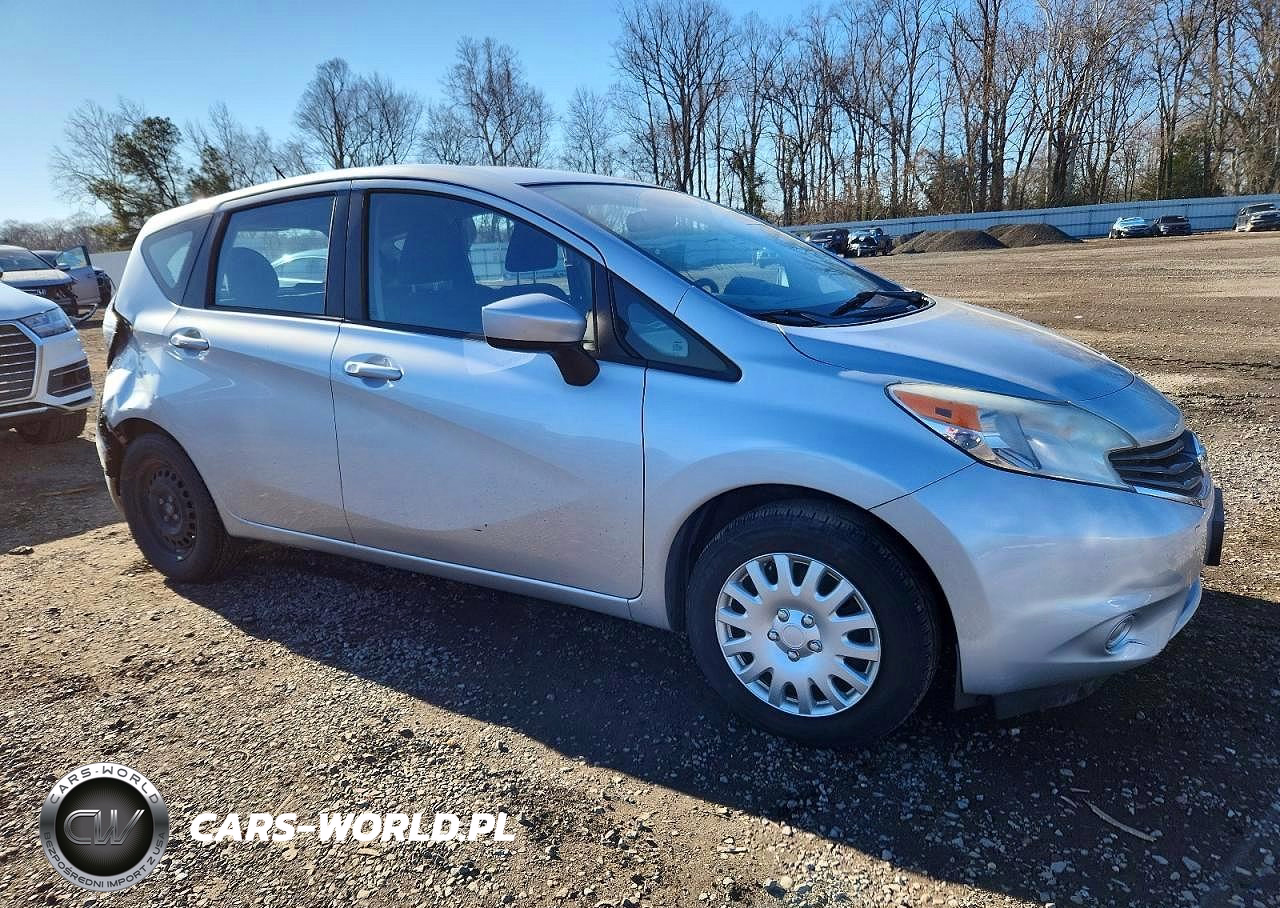 2015 Nissan Versa Note S VIN:3N1CE2CP4FL423617 - 4