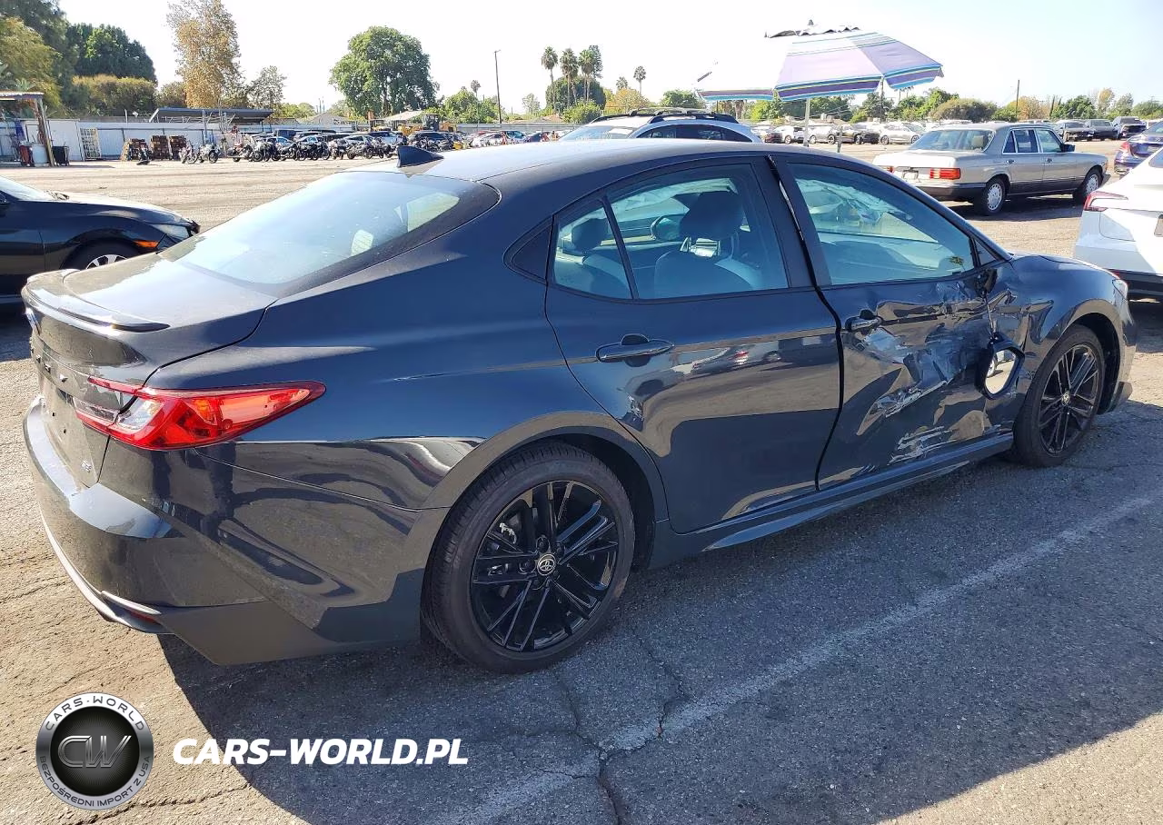2026 Toyota Camry Se VIN:4T1DAACK2TU273211 - 3