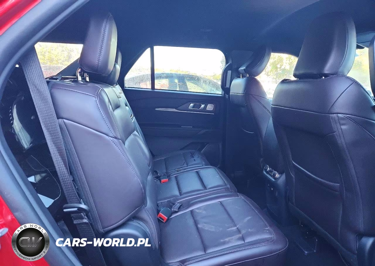 2026 Ford Explorer Platinum VIN:1FMUK8HH3TGA37944 - 11