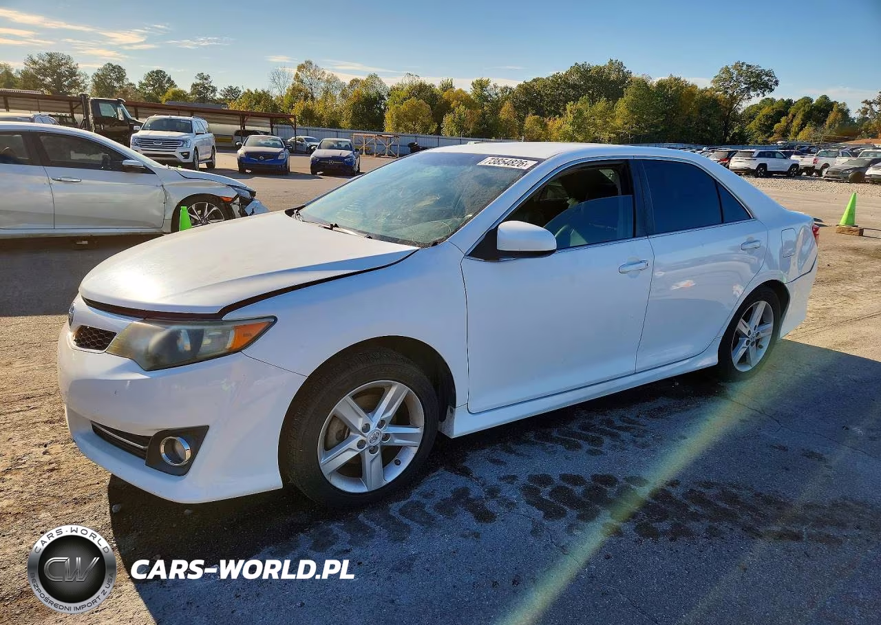 2012 Toyota Camry Se – zdjęcie 1 z 12
