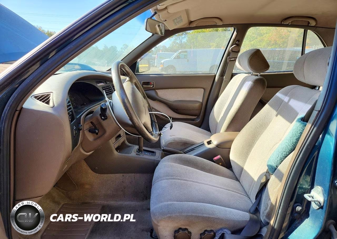 1996 Toyota Camry Le VIN:4T1BG12K3TU684026 - 7