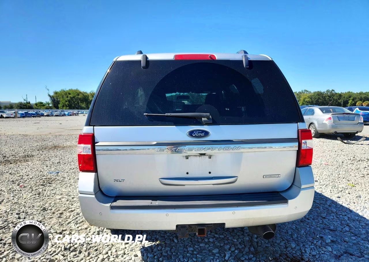 2017 Ford Expedition Xlt VIN:1FMJU1HT8HEA74211 - 6