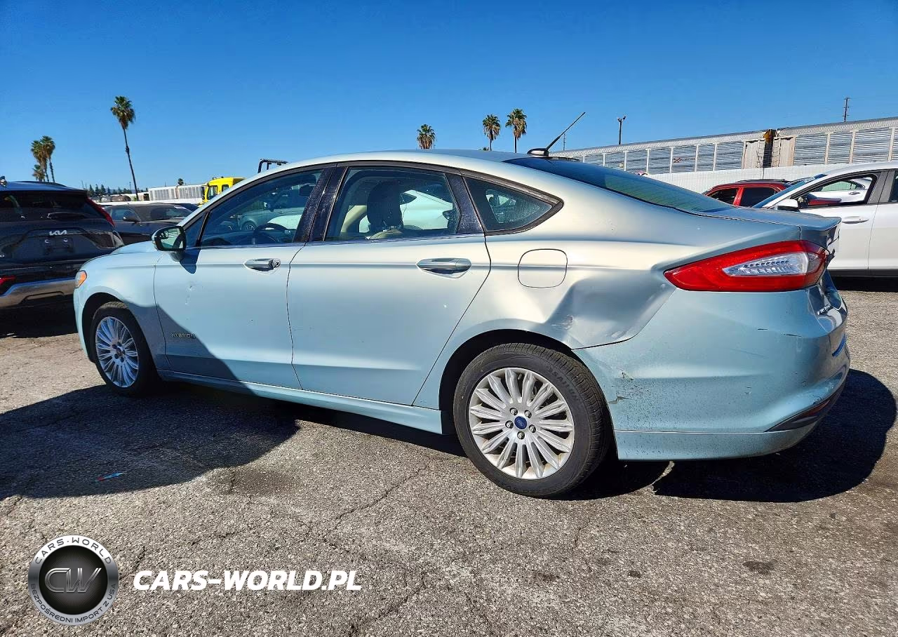 2013 Ford Fusion Se Hybrid VIN:3FA6P0LUXDR371120 - 2