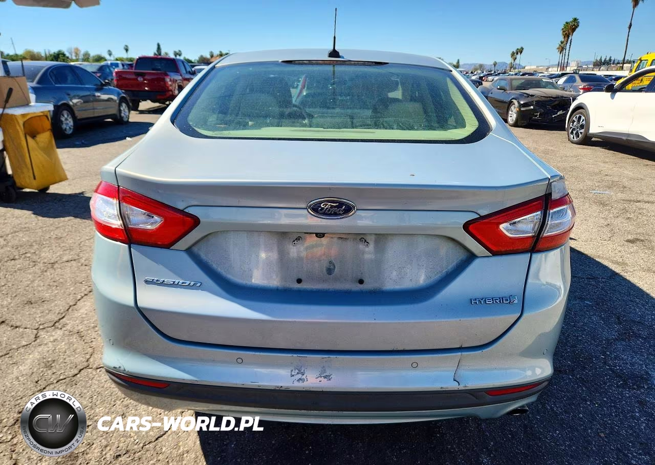 2013 Ford Fusion Se Hybrid VIN:3FA6P0LUXDR371120 - 6