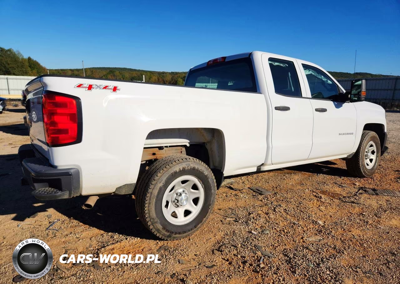 2017 Chevrolet Silverado K1500 VIN:1GCVKNEC9HZ254524 - 3