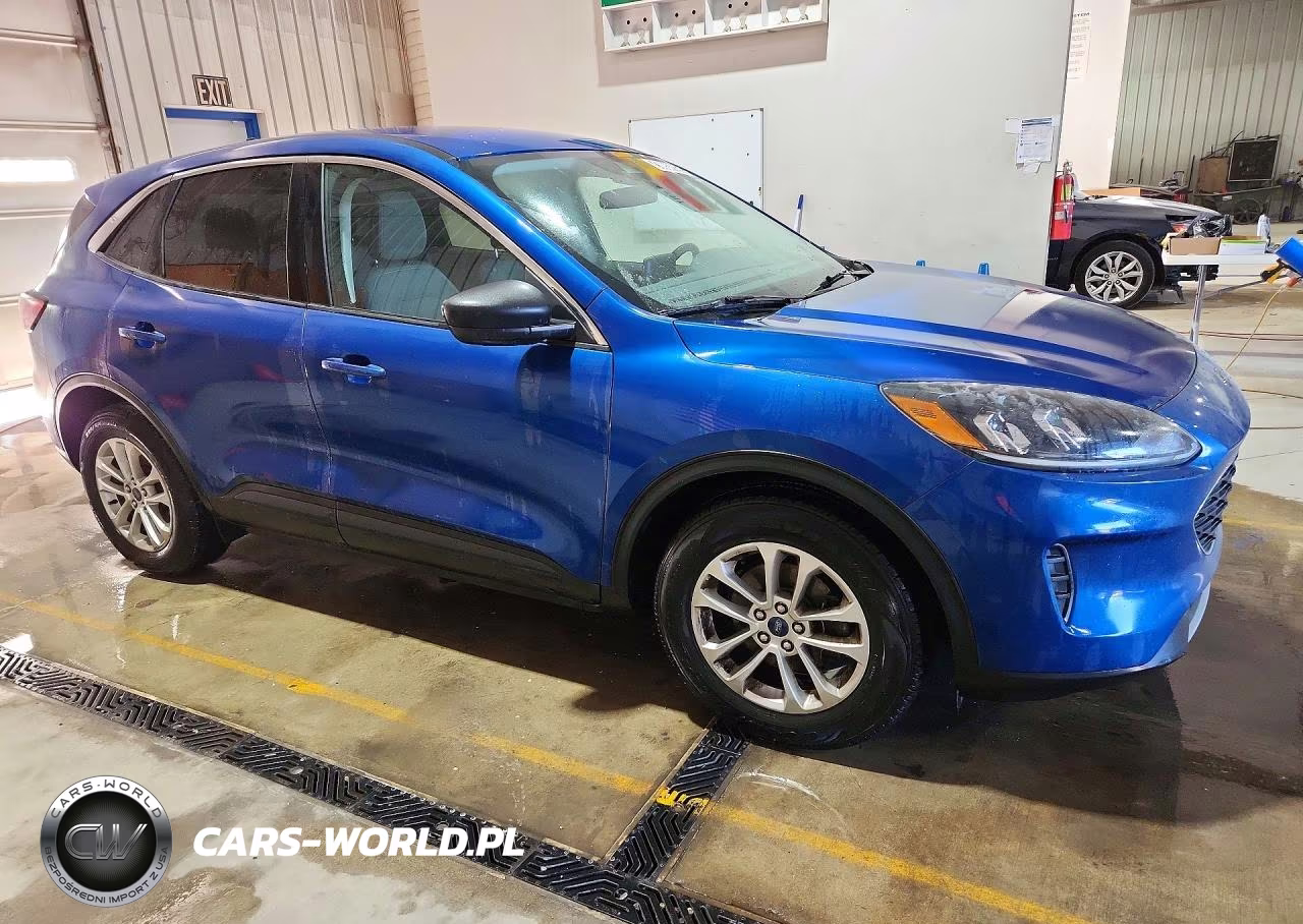 2022 Ford Escape Se VIN:1FMCU0G68NUA62026 - 4