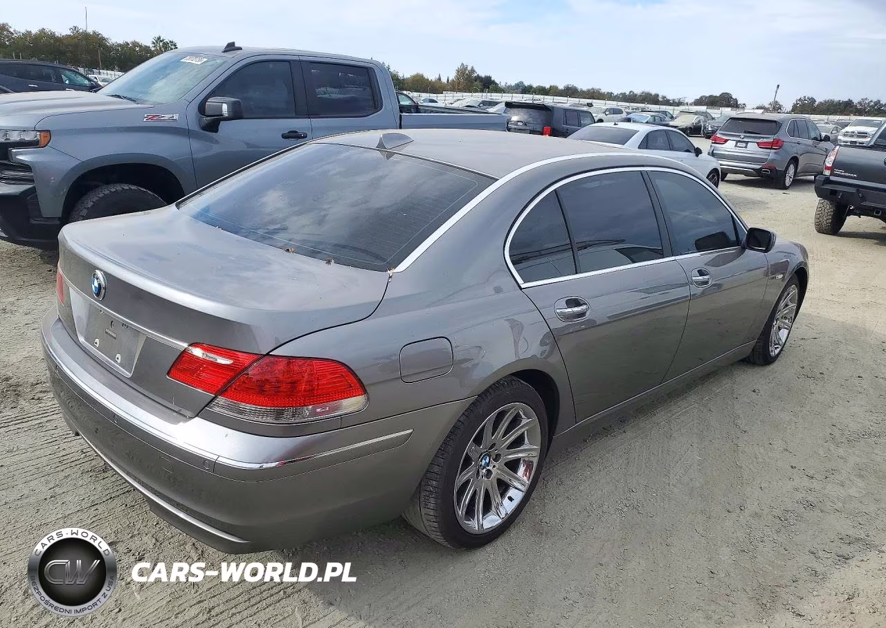 2006 BMW 750 Li VIN:WBAHN83576DT32798 - 3