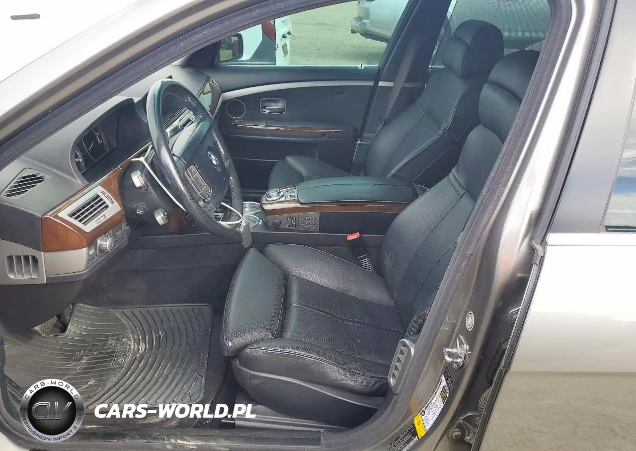 2006 BMW 750 Li VIN:WBAHN83576DT32798 - 7