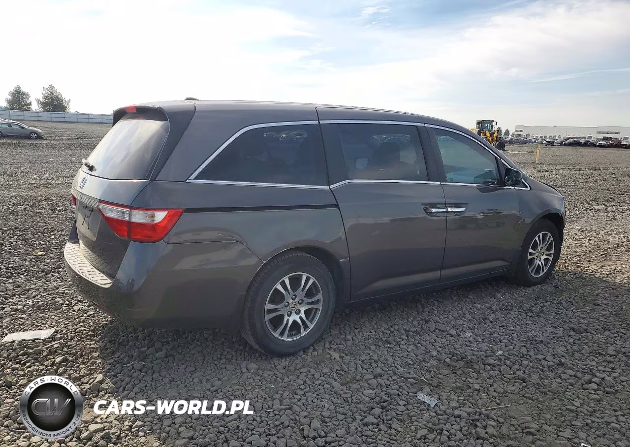 2013 Honda Odyssey Exl VIN:5FNRL5H63DB058194 - 3