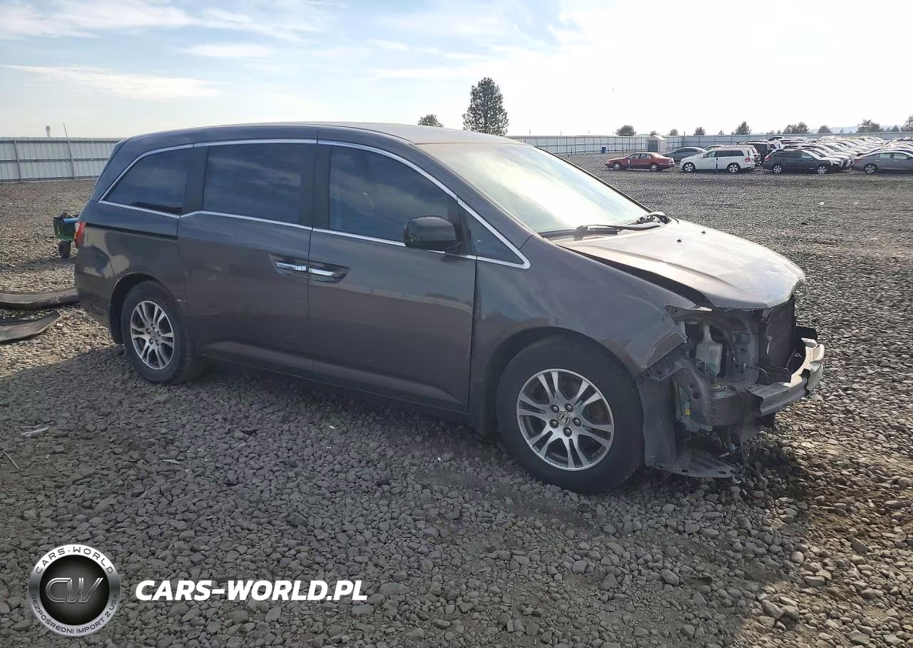 2013 Honda Odyssey Exl VIN:5FNRL5H63DB058194 - 4