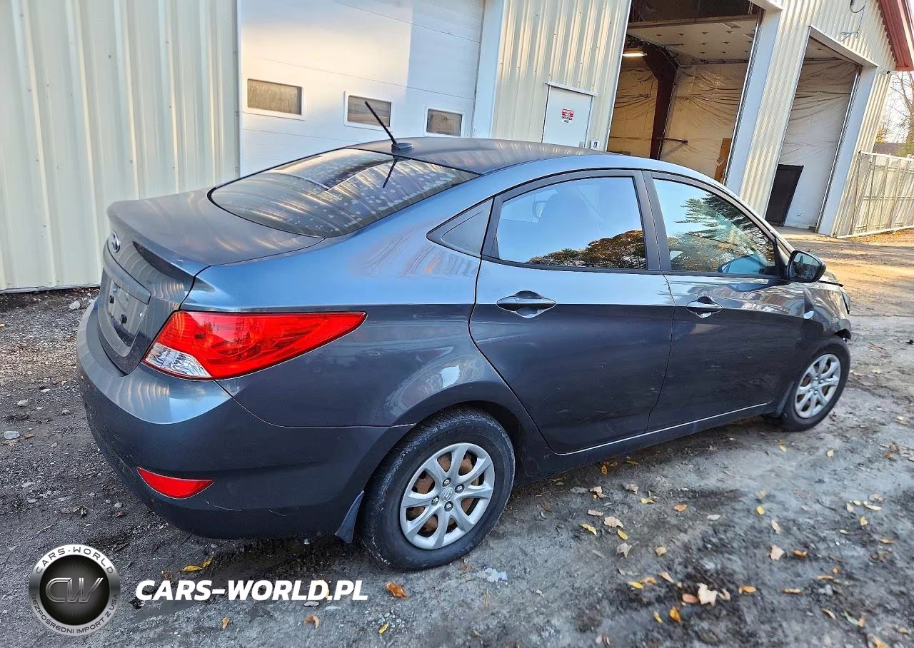 2013 Hyundai Accent Gls VIN:KMHCT4AE9DU302841 - 3