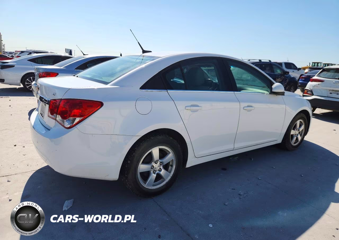 2014 Chevrolet Cruze Lt VIN:1G1PC5SB0E7289843 - 3