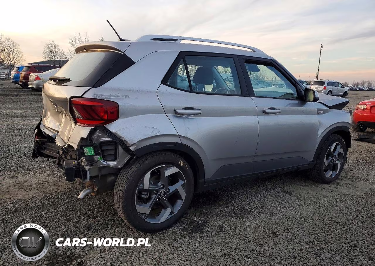 2023 Hyundai Venue Sel VIN:KMHRC8A34PU250734 - 3