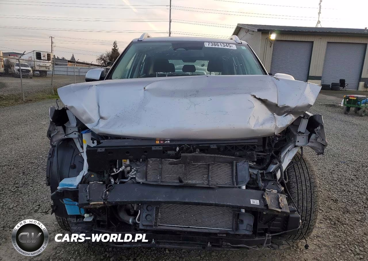 2023 Hyundai Venue Sel VIN:KMHRC8A34PU250734 - 5