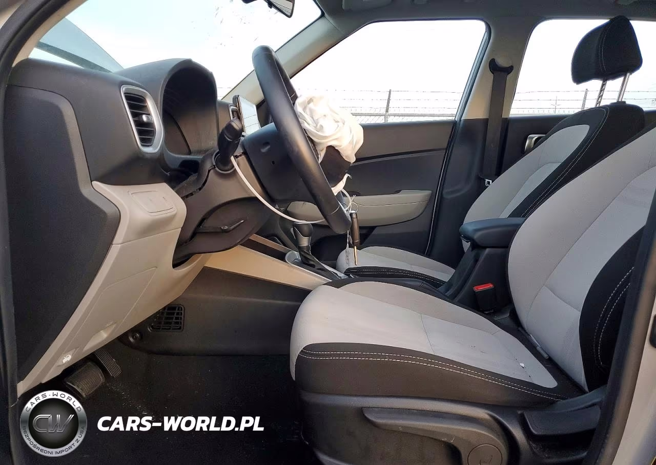 2023 Hyundai Venue Sel VIN:KMHRC8A34PU250734 - 7