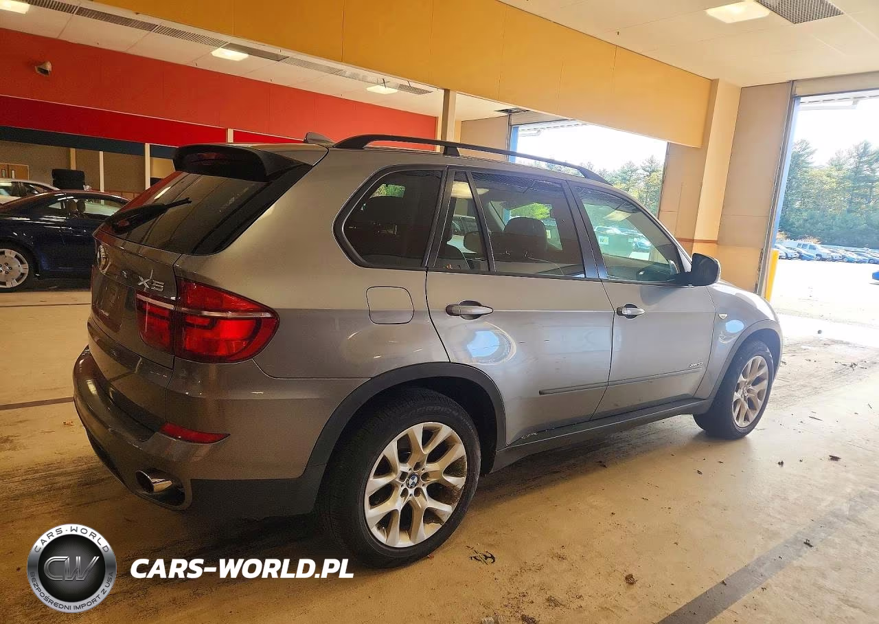 2012 BMW X5 xDrive35I VIN:5UXZV4C54CL753278 - 3