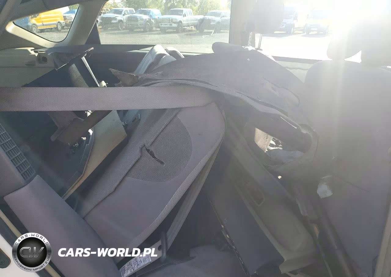 2005 Toyota Prius Base VIN:JTDKB22U153054007 - 10