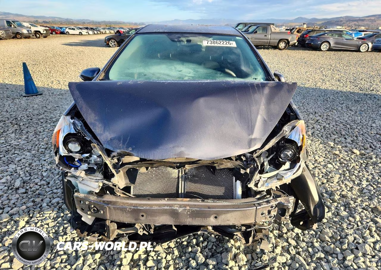 2016 Toyota Prius C Three VIN:JTDKDTB36G1136689 - 5