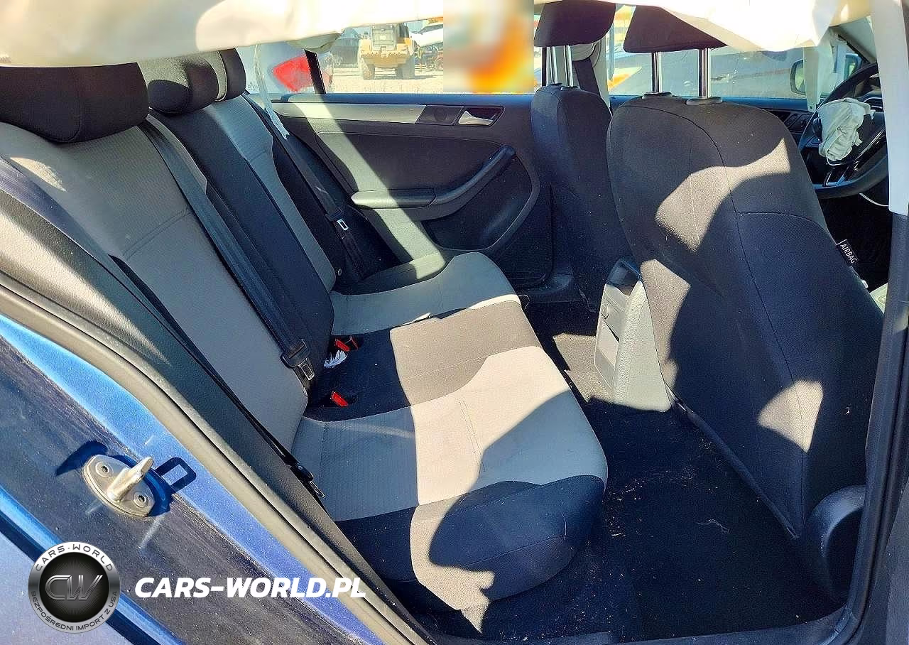 2017 Volkswagen Jetta S VIN:3VW2B7AJ1HM268497 - 10