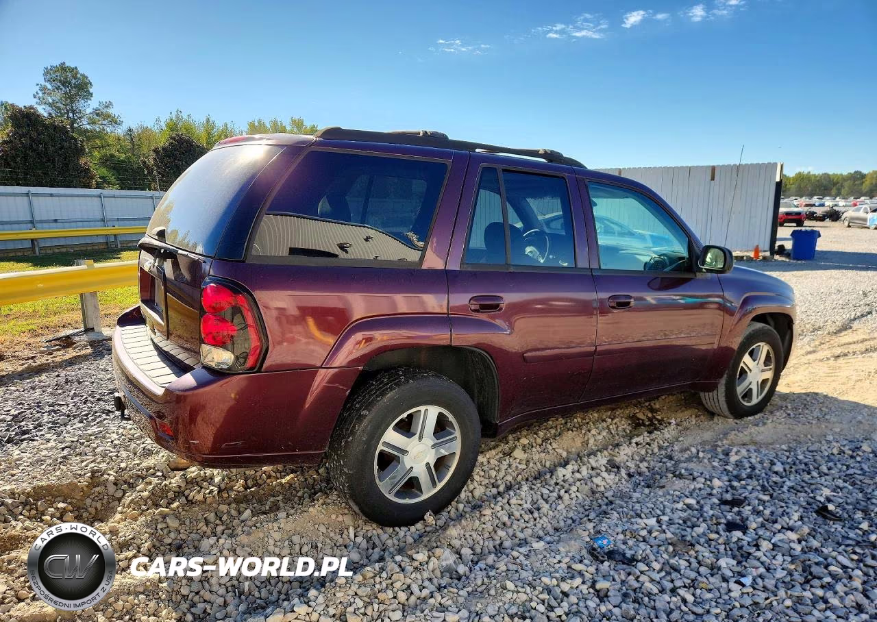 2007 Chevrolet Trailblazer Ls VIN:1GNDT13S872304260 - 3