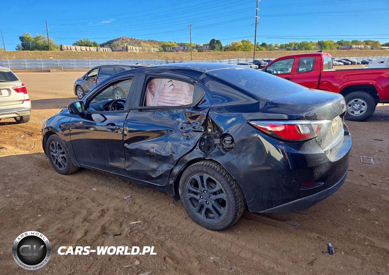 2018 Toyota Yaris Ia Base VIN:3MYDLBYVXJY318477 - 2