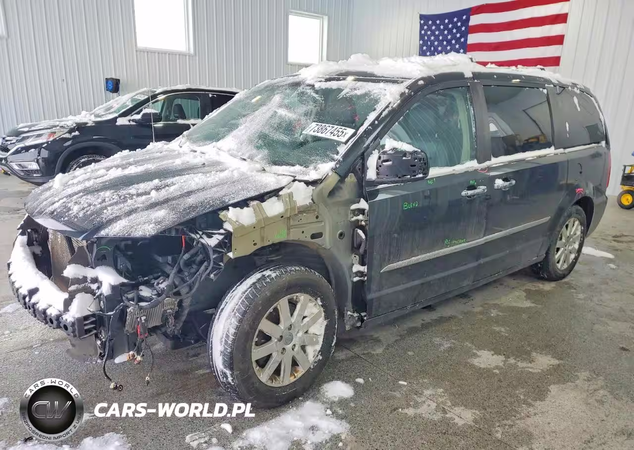 2016 Chrysler Town & Country Touring
