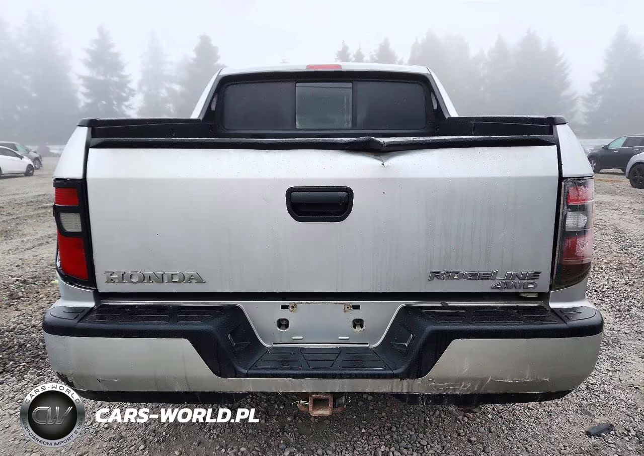 2012 Honda Ridgeline Sport VIN:5FPYK1F73CB460788 - 6